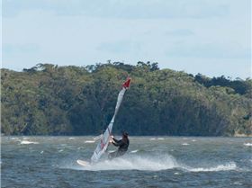 Canton 18-8-12 20 -30kt WNW