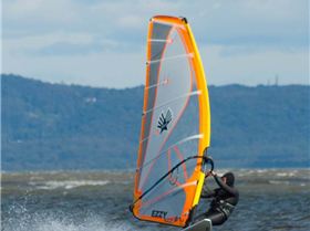 Canton 18-8-12 20 -30kt WNW