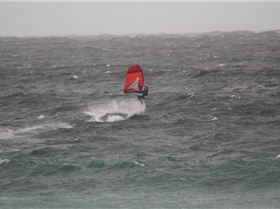 Duncan Sailing Maroubra Beach in a Southerly
