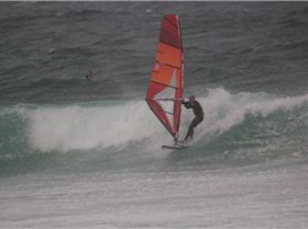 Duncan sailing Maroubra Beach in a Southerly