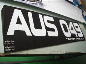 AUS624, AUS800, AUS049