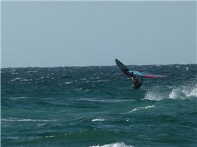 New Years Day 20-25knts WSW, Sunny, 25C