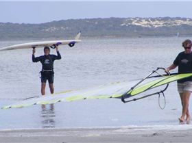 30 knot boy gets local help