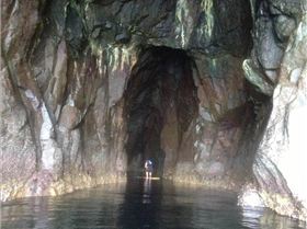 Supping Betsy Island