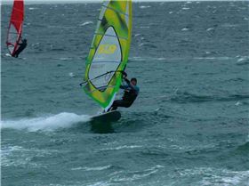 Winter northerly winds in thr bay