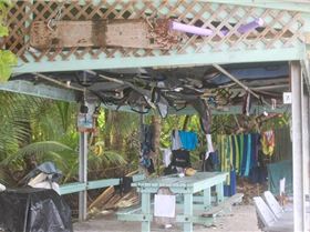 coccos surf shack