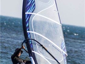 Yuki on a light Easterly