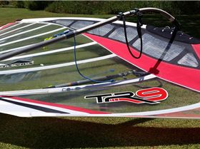 TR9 5.9 rigged on RDM CC mast