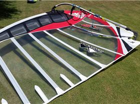 TR9 5.9 rigged on RDM CC mast