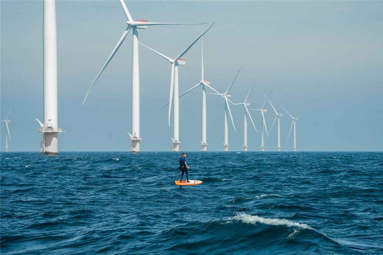 Failing Across an Ocean on a Naish Foil