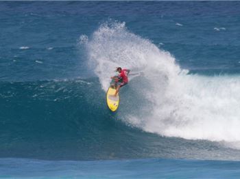 SUPIN'do - Caio Vaz Surfs Indo like a World Champ - Stand Up Paddle News