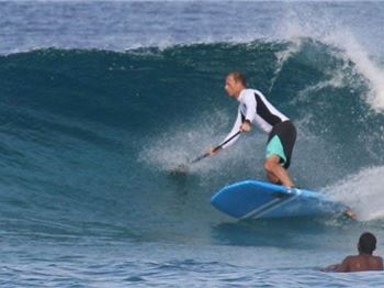 When should you call a wave 'overhead'? - Stand Up Paddle News