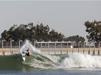 Wave Pool Foiling - How Kelly Slater's wave pool works. - Stand Up Paddle News