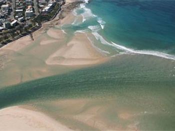 Windsurfer drowns at Caloundra - Windsurfing News