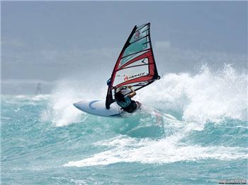 Aussie Severne Sails get Hot reviews - Windsurfing News