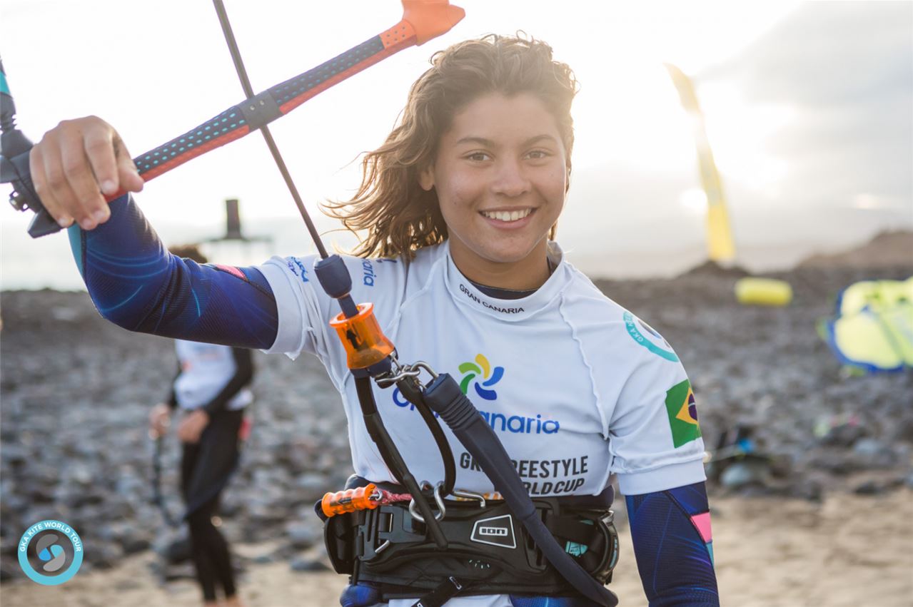 Kiteboarder Mikaili Sol