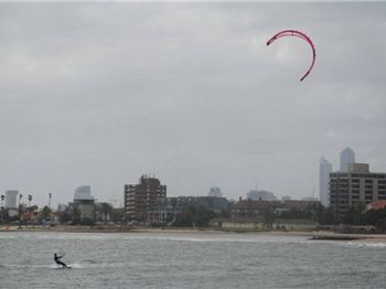 Provide input on kiteboarding in Melbourne... - Kitesurfing News