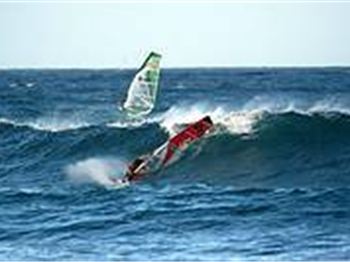 Ojeda Heats Up The Airwaves - Windsurfing News