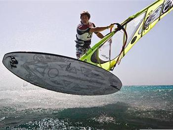 Zan The Man - Windsurfing News