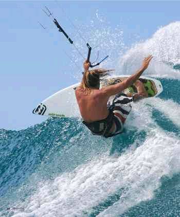 Learn new kitesurfing skills this summer