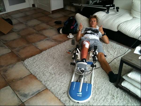 Kiteboarder Kevin Langaree has knee surgery