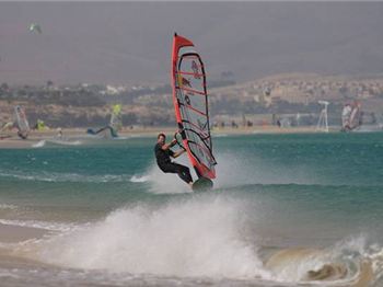 iSonic Speed Specials by Bjorn and Carlos - Windsurfing News
