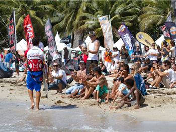 Australian stop of the world kiteboarding tour CANCELLED. - Kitesurfing News