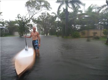 Street Stand-Up Paddling, for real! - Stand Up Paddle News