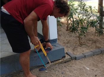 Dave Kalama and his high tech fins - Stand Up Paddle News